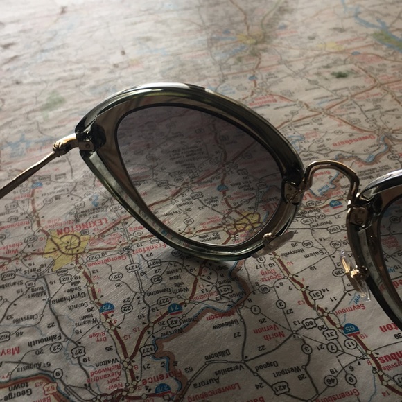 Sunglasses - Picture 9 of 11